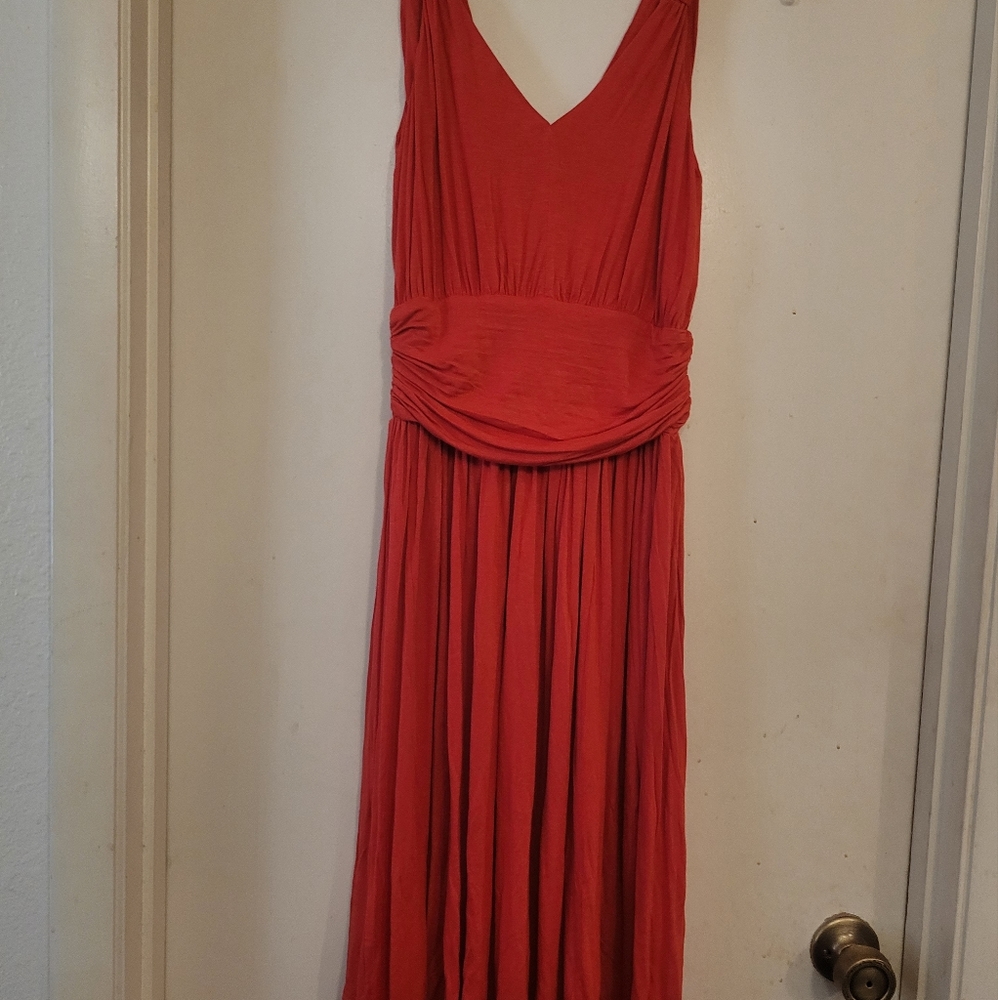 Sleeveless Newport News coral dress, size 8, midi, fit and flare